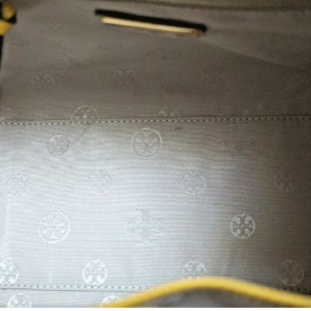 Tory Burch Thea yellow mini size backpack leather - Picture 3 of 8